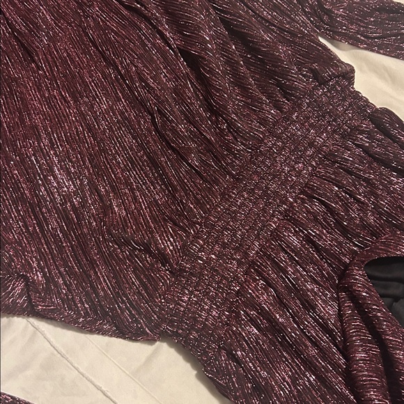 Halogen - Picture 3 of 14